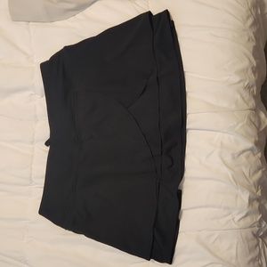 Athleta Fly By Skort Perfect for Golf, Tennis or Weekend Attire - Medium